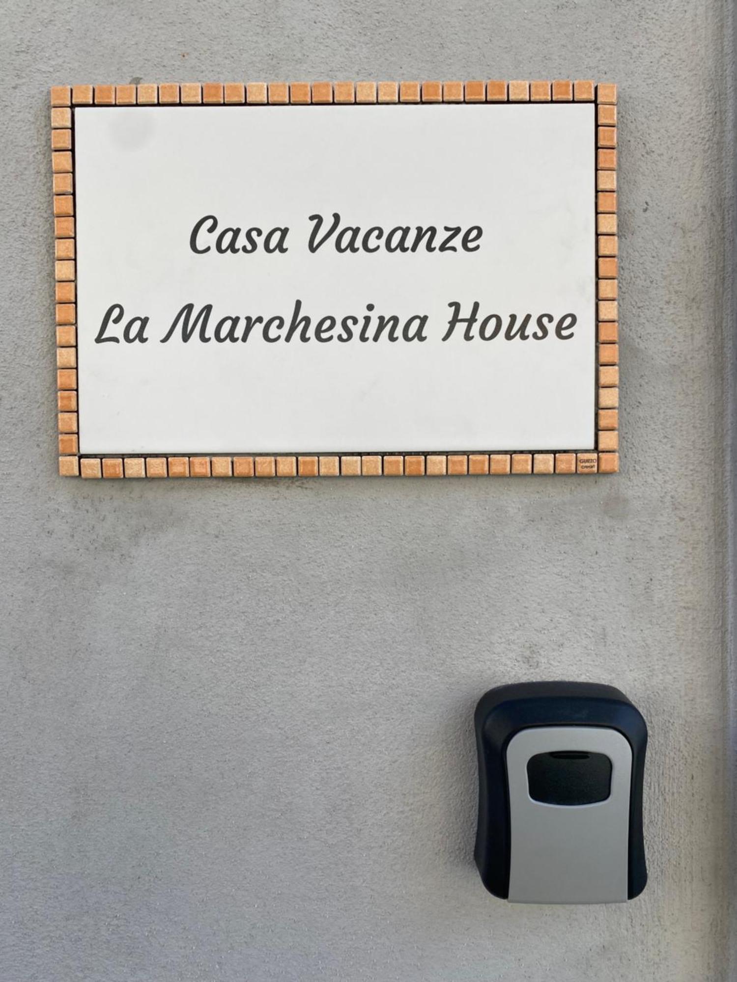 La Marchesina House Hotel Misterbianco Exterior photo